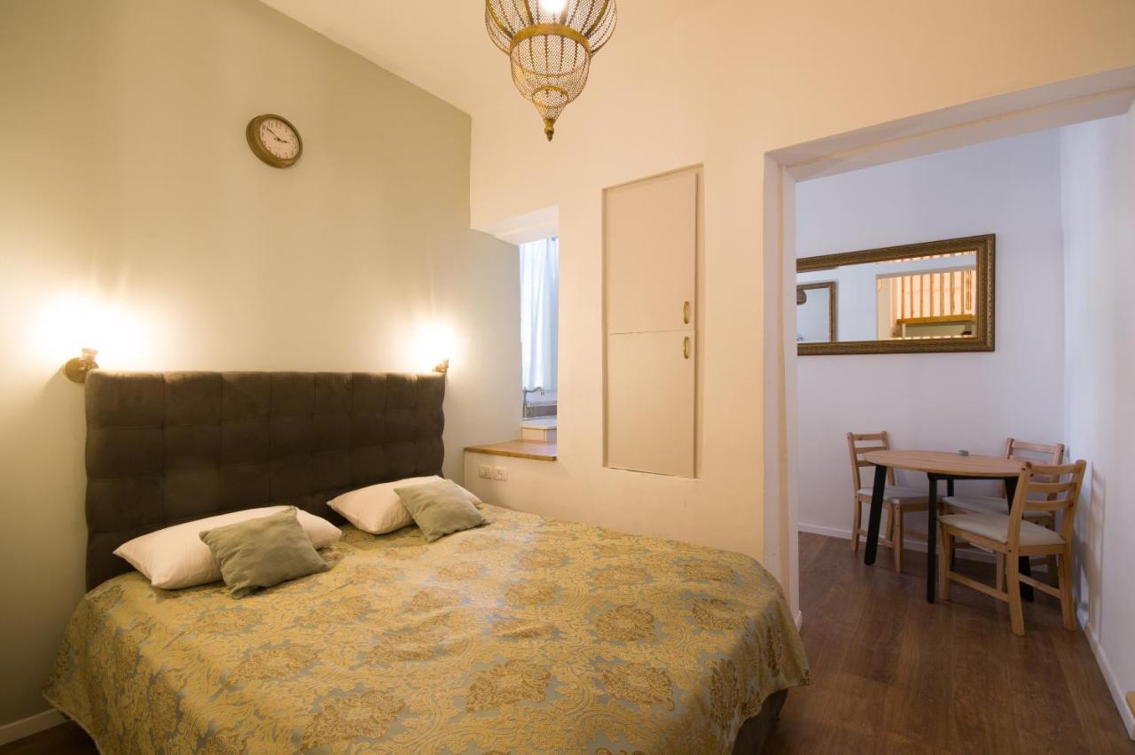 "80 Jaffa St" Down Town Main Market "Mahne Yehuda" Super Prime Location In Yerusalem Bagian luar foto
