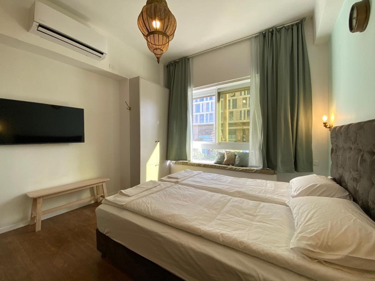 "80 Jaffa St" Down Town Main Market "Mahne Yehuda" Super Prime Location In Yerusalem Bagian luar foto