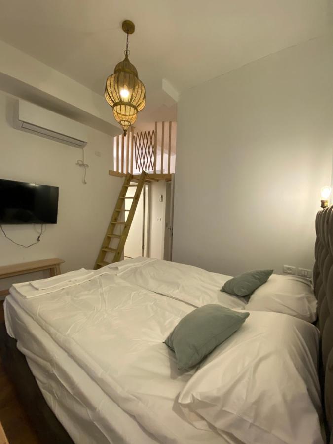 "80 Jaffa St" Down Town Main Market "Mahne Yehuda" Super Prime Location In Yerusalem Bagian luar foto